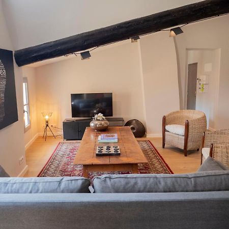Cozy Nest In The Center Of Isle Sur La Sorgue For 4 People Apartamento LʼIsle-sur-la-Sorgue Exterior foto