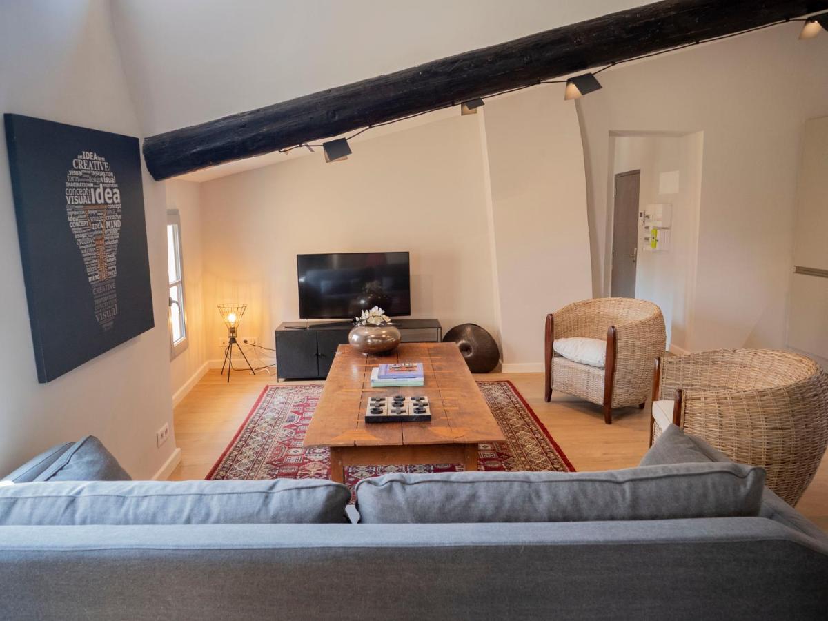 Cozy Nest In The Center Of Isle Sur La Sorgue For 4 People Apartamento LʼIsle-sur-la-Sorgue Exterior foto