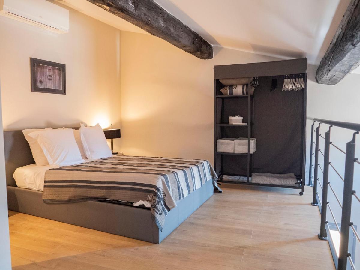 Cozy Nest In The Center Of Isle Sur La Sorgue For 4 People Apartamento LʼIsle-sur-la-Sorgue Exterior foto