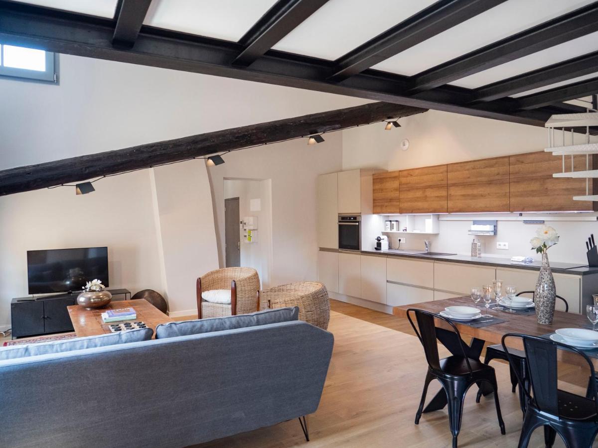 Cozy Nest In The Center Of Isle Sur La Sorgue For 4 People Apartamento LʼIsle-sur-la-Sorgue Exterior foto