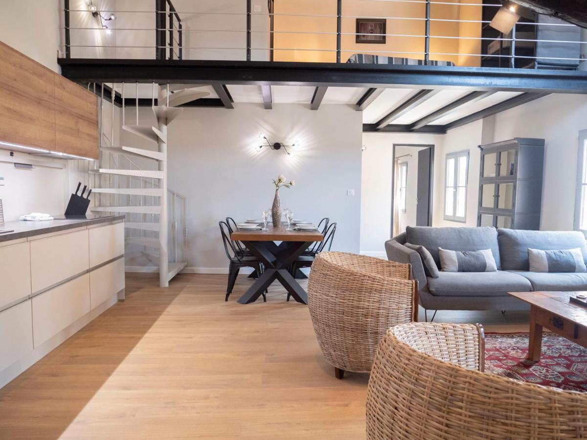 Cozy Nest In The Center Of Isle Sur La Sorgue For 4 People Apartamento LʼIsle-sur-la-Sorgue Exterior foto