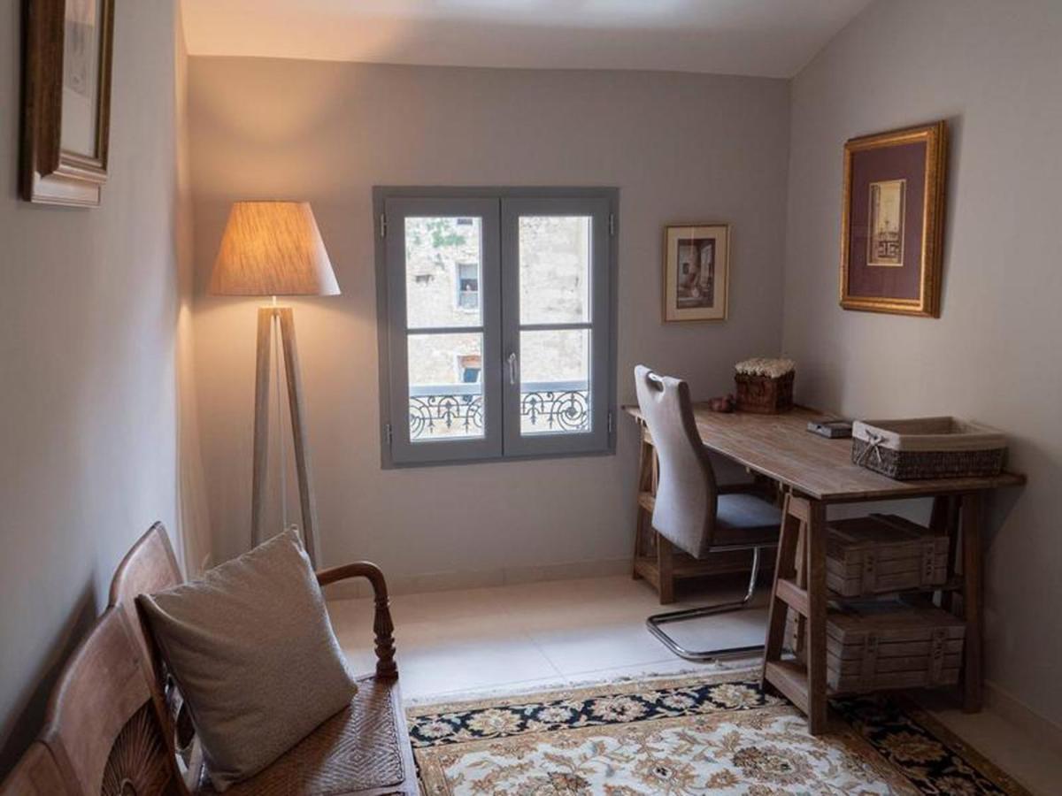 Cozy Nest In The Center Of Isle Sur La Sorgue For 4 People Apartamento LʼIsle-sur-la-Sorgue Exterior foto