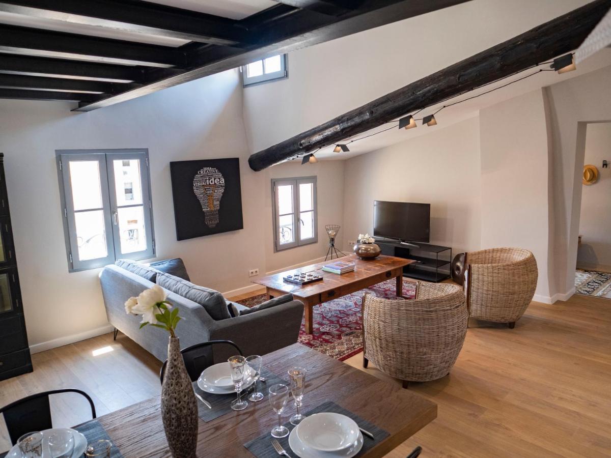 Cozy Nest In The Center Of Isle Sur La Sorgue For 4 People Apartamento LʼIsle-sur-la-Sorgue Exterior foto