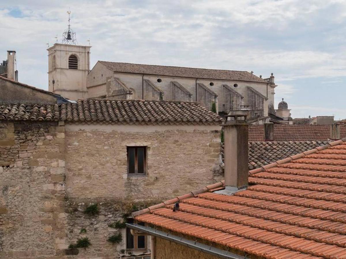 Cozy Nest In The Center Of Isle Sur La Sorgue For 4 People Apartamento LʼIsle-sur-la-Sorgue Exterior foto